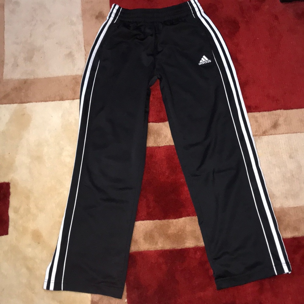 Adidas Baggy Pants